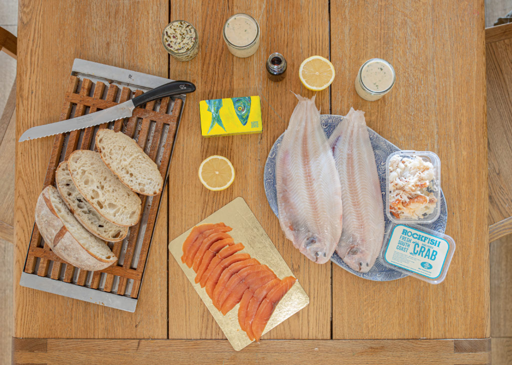 2021-02-18-Dover-Sole-Crab-thermidor-box-001-4K